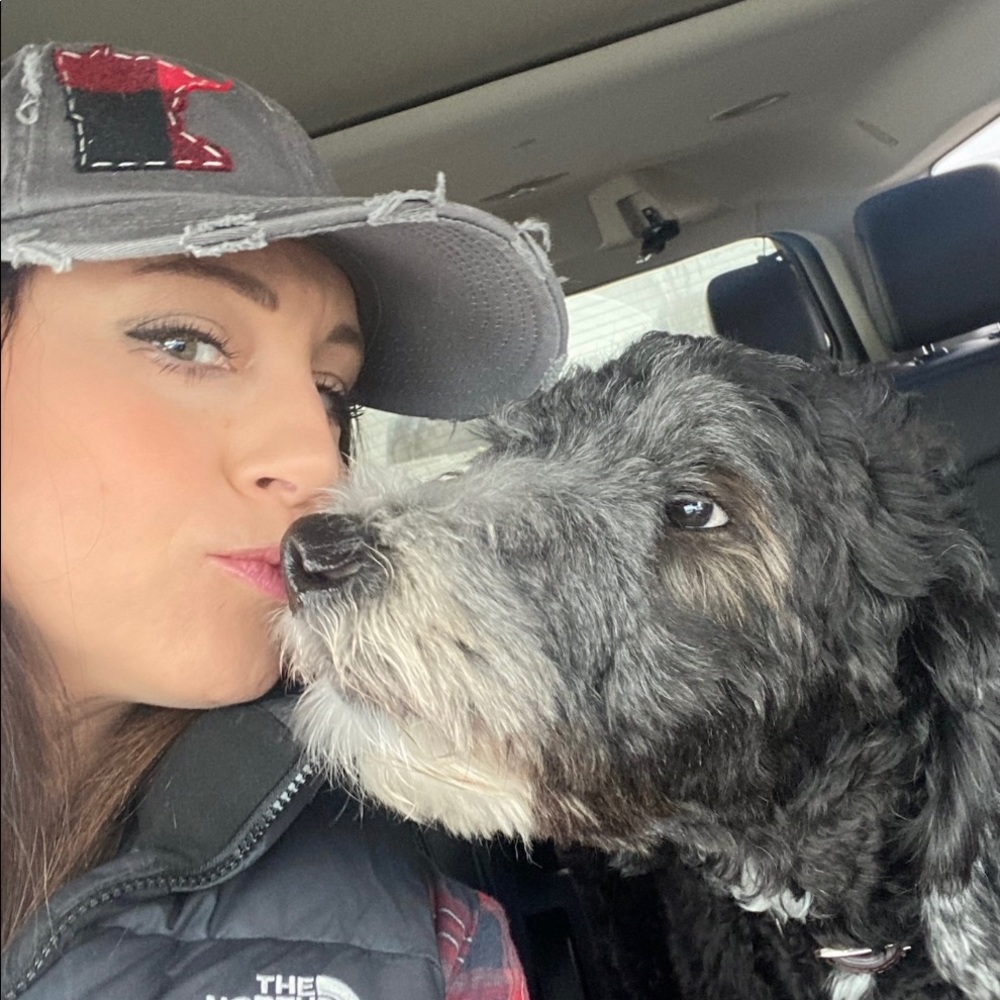 Meet your Posher, Andrea